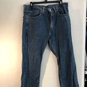 34 x 30 Levi’s!505